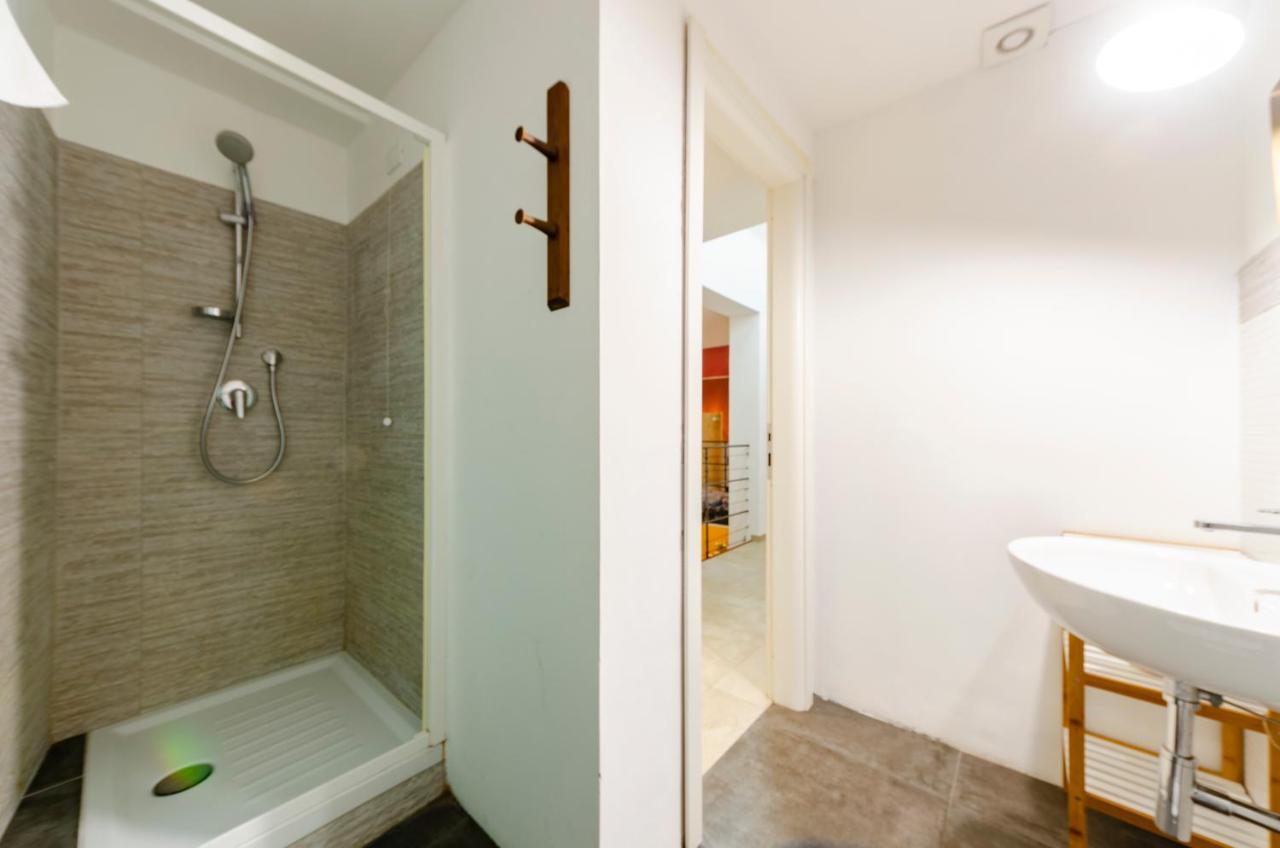 Apartament Joivy Vibrant Open-Plan Apt For 6 In Historic Centre Genua Zewnętrze zdjęcie
