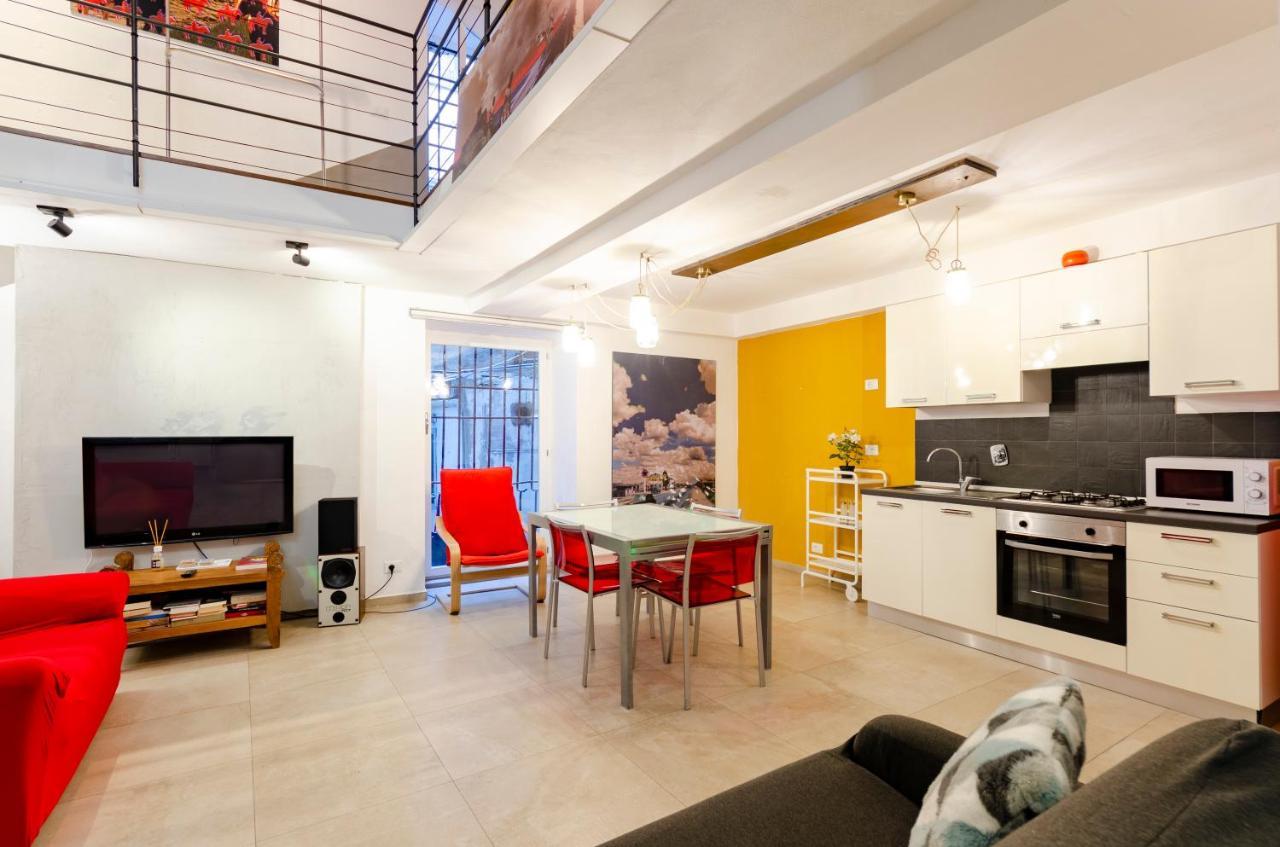 Apartament Joivy Vibrant Open-Plan Apt For 6 In Historic Centre Genua Zewnętrze zdjęcie