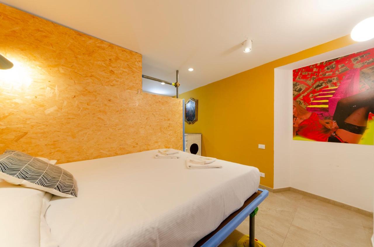 Apartament Joivy Vibrant Open-Plan Apt For 6 In Historic Centre Genua Zewnętrze zdjęcie